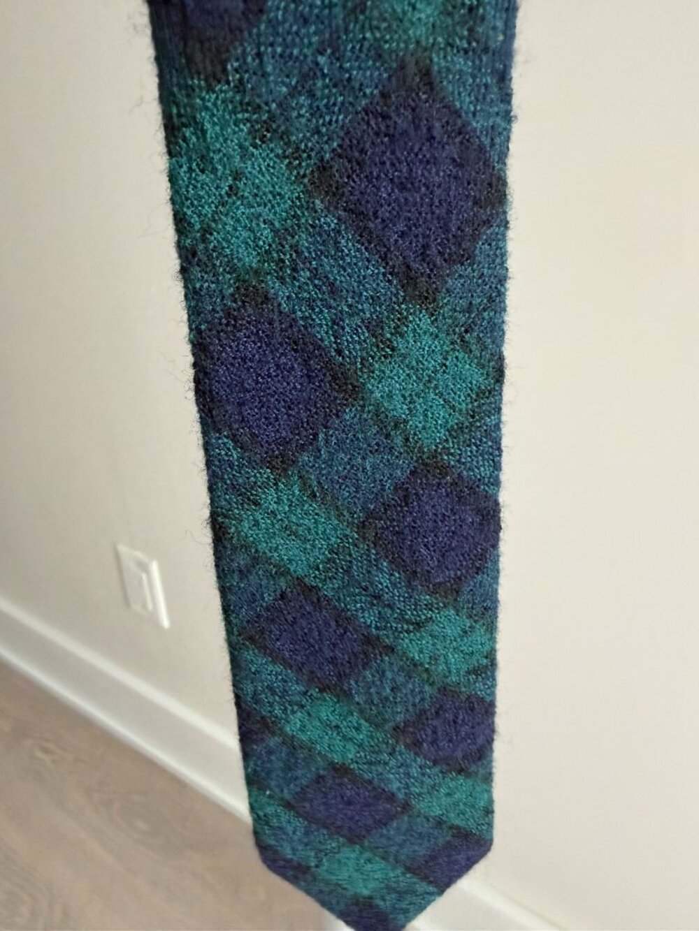 Banana Republic Navy/Green Plaid Tartan Winter Weight Tie